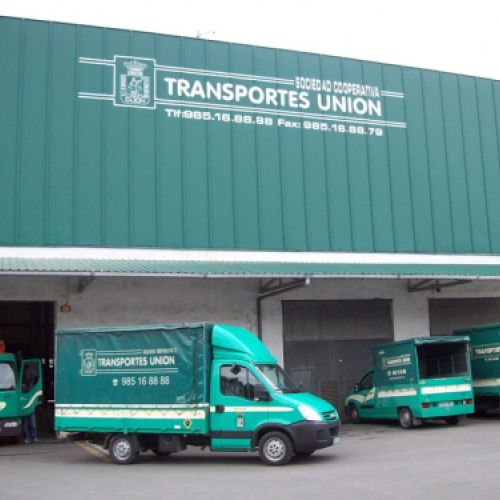 Vista de nuestros camiones de transporte